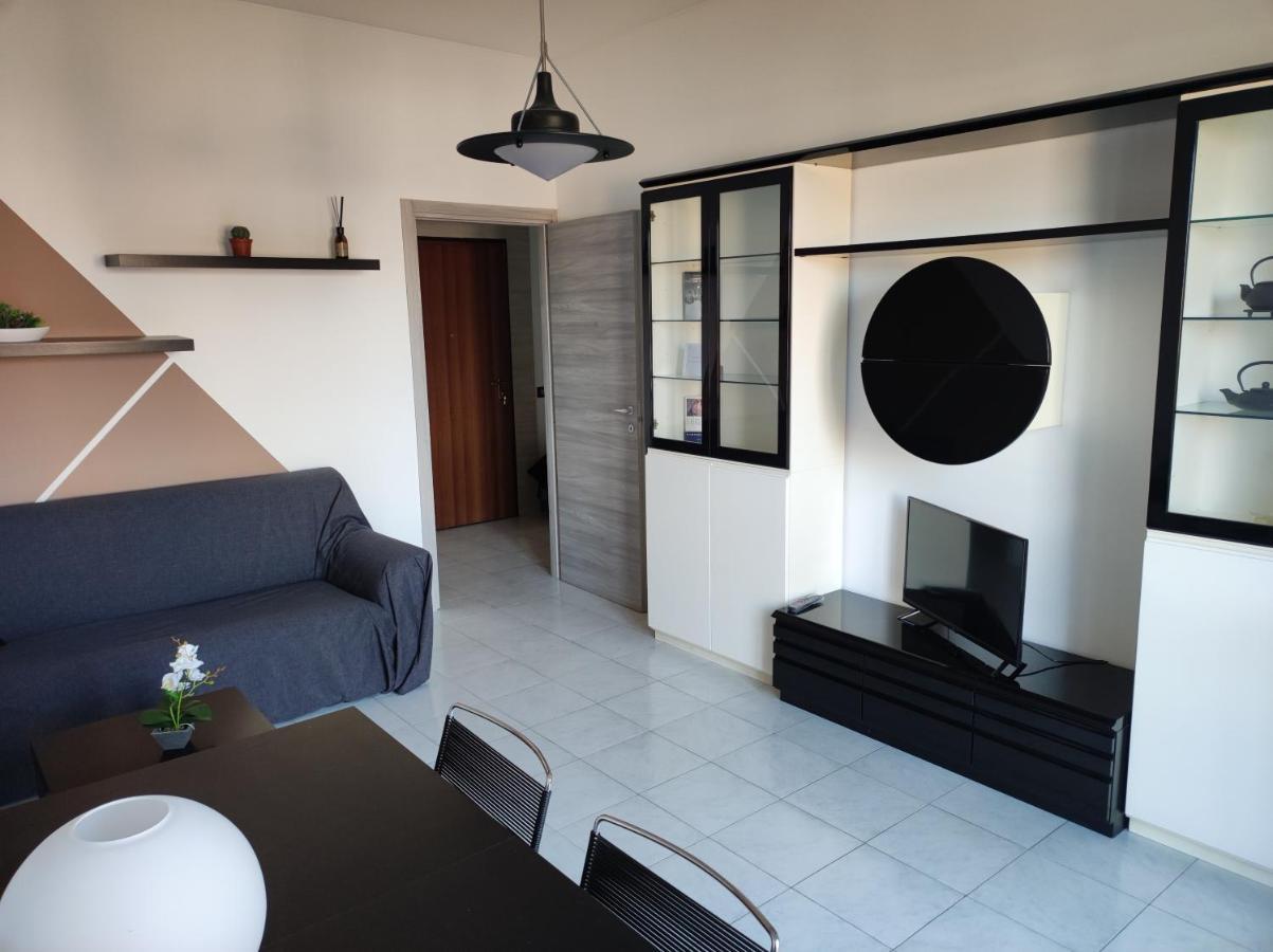 Casa Zeus Appartement Monza Buitenkant foto